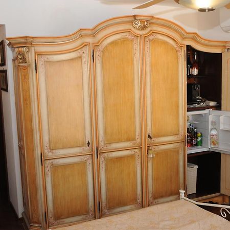 La Casa Di Luna ซัน เบเนเดตโต เดล ตรอนโต ภายนอก รูปภาพ